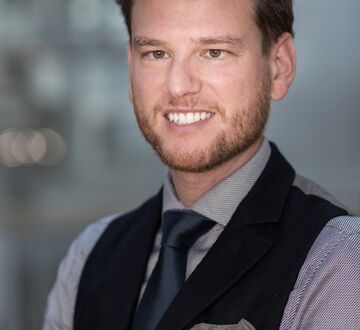 Alexander Buhmann image